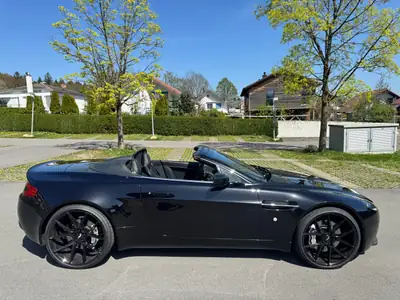 Aston Martin V8 Vantage 4.3 Sportshift — Cabriolet sportif British, 385 ch sans compromis — détail
