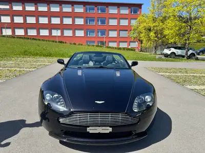 Aston Martin V8 Vantage 4.3 Sportshift — Cabriolet sportif British, 385 ch sans compromis — Miniature 8