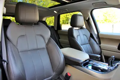 Range Rover Sport 3.0 SDV6 — SUV 7 places puissant, entretien premium — Miniatur 15