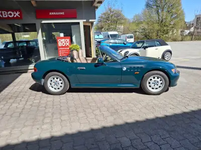 BMW Z3 1.9i Roadster 1998 — Cabriolet sportif rétro, moteur fiable et entretien accessible — rear view