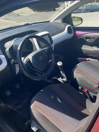 Peugeot 108 1.2 VTi Active — Citadine compacte et économique, 49'000 km seulement — cruscotto