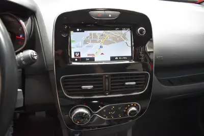 Renault Clio 0.9 12V Intens FaceLift 2018 — Citadine économe, bien équipée et sans sinistre — Miniature 14