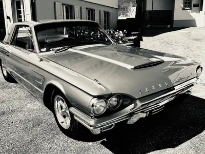 Ford Thunderbird 1965 — Légendaire coupé américain, moteur 303 ch — Miniature 7