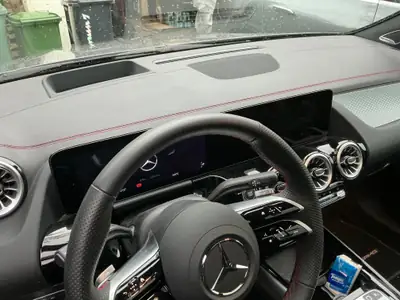 Mercedes-Benz EQA 350 AMG Line 4Matic — SUV électrique 292 ch, très peu kilométré — Detail