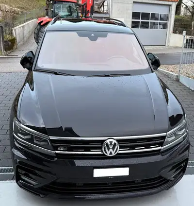 VW Tiguan 2.0 TSI 276 ch Highline 4Motion — SUV sportif, toit panoramique, équipement premium — arrière