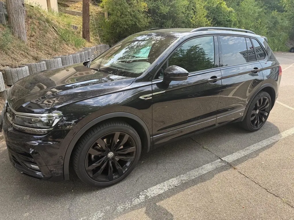 VW Tiguan 2.0 TSI 276 ch Highline 4Motion — SUV sportif, toit panoramique, équipement premium — vue extérieure