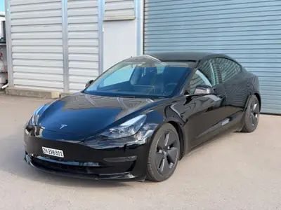 Tesla Model 3 Long Range Dual Motor AWD — Performance électrique et autonomie maximale — détail