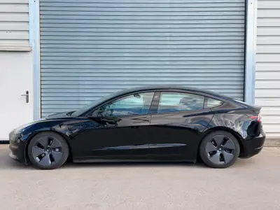 Tesla Model 3 Long Range Dual Motor AWD — Performance électrique et autonomie maximale — Miniature 7