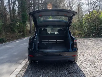 Porsche Cayenne E-Hybrid — SUV rechargeable sportif, 106 000 km, sans sinistre — Thumbnail 7