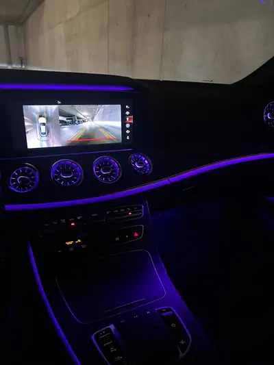 Mercedes-Benz E 200 Coupé 4Matic AMG Line — Élégance sportive et technologie hybride — Miniatur 13
