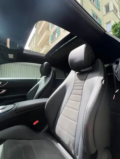 Mercedes-Benz E 200 Coupé 4Matic AMG Line — Élégance sportive et technologie hybride — Miniatur 14