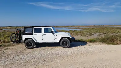 Jeep Wrangler Unlimited 2.8 CRD — Limited Edition JK, diesel automatique, sans sinistre — intérieur