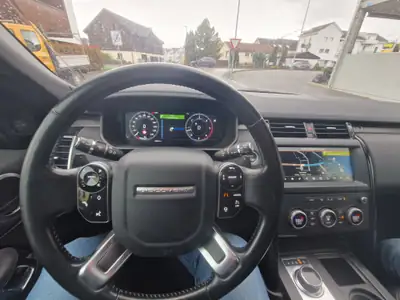 Land Rover Discovery SDV6 306 ch — 7 places, diesel performant, équipement premium — vista posteriore