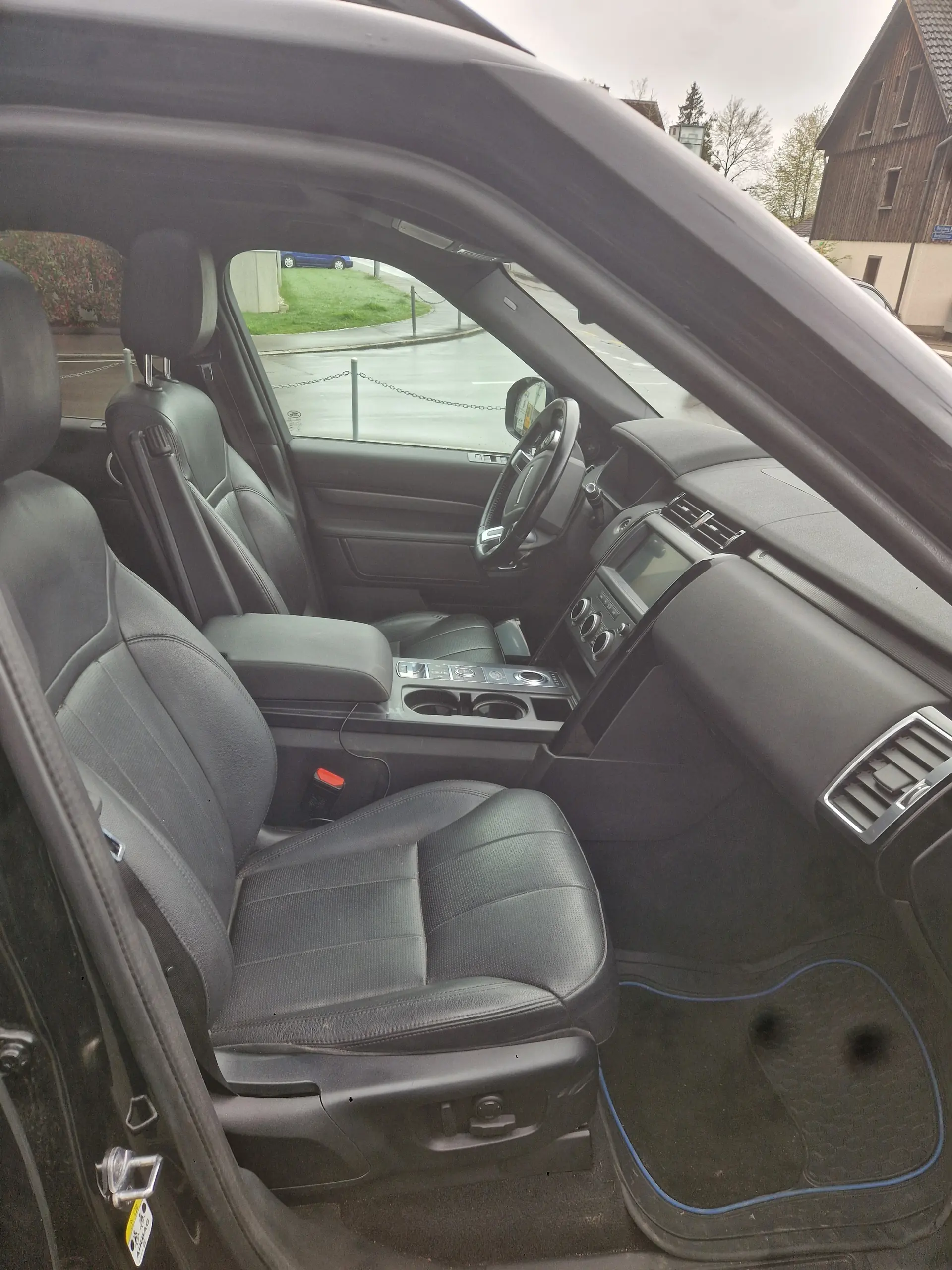 Land Rover Discovery 2019 occasion Uttwil — 4
