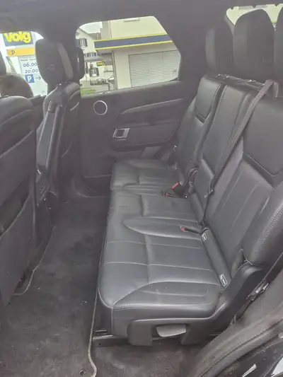 Land Rover Discovery SDV6 306 ch — 7 places, diesel performant, équipement premium — Miniatura 10