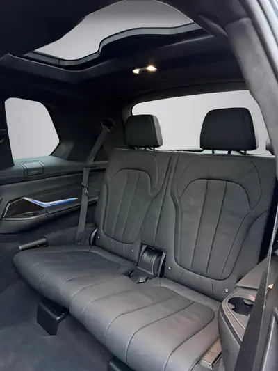 BMW X7 xDrive 48V 40d — Le SUV premium 7 places diesel avec M Sport et technologie avancée — Miniatur 13