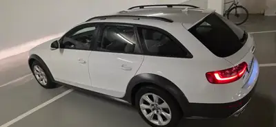 Audi A4 Allroad 2.0 TDI 190 PS — Break robuste quatre roues motrices, entretien soigné — intérieur