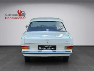 Opel Kadett B 1100 Special — Classique des années 70, moteur économe et fiable — Thumbnail 15