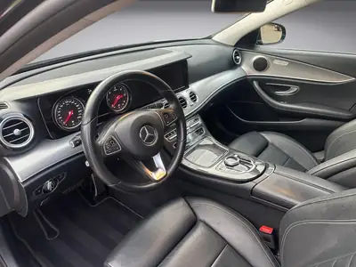 Mercedes-Benz E 220 d Avantgarde — Berline premium diesel, 146'000 km, garantie 1 an — Thumbnail 9