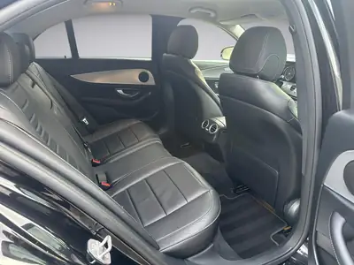 Mercedes-Benz E 220 d Avantgarde — Berline premium diesel, 146'000 km, garantie 1 an — Thumbnail 13