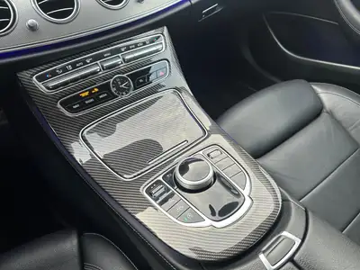 Mercedes-Benz E 220 d Avantgarde — Berline premium diesel, 146'000 km, garantie 1 an — Thumbnail 24