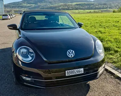 VW Beetle Cabrio 1.4 TSI — Décapotable rétro, moteur dynamique, jantes JR21 premium — interni