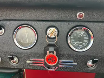MG Midget Mark 2 1966 — Cabriolet vintage authentique, 74'900 km, sans sinistre — Miniatur 9