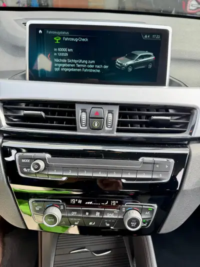 BMW X1 xDrive 20i Steptronic — SUV polyvalent, moteur essence fiable, 103'000 km — Thumbnail 9