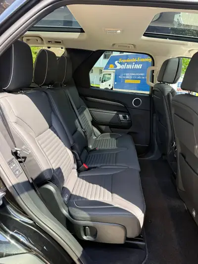 Land Rover Discovery 2.0 SD4 HSE — SUV robuste, diesel efficace, 36 500 km seulement — tableau de bord