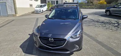 Mazda 2 SKYACTIV-G 115 Revolution — Citadine fiable, faible kilométrage, sans sinistre — fianco