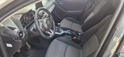 Mazda 2 SKYACTIV-G 115 Revolution — Citadine fiable, faible kilométrage, sans sinistre — Miniatura 14