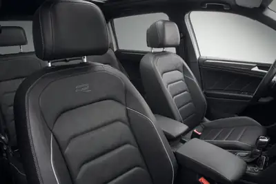 VW Tiguan 2.0 TDI R-Line 4Motion — SUV robuste, 4x4 intelligent et consommation maîtrisée — Miniature 12