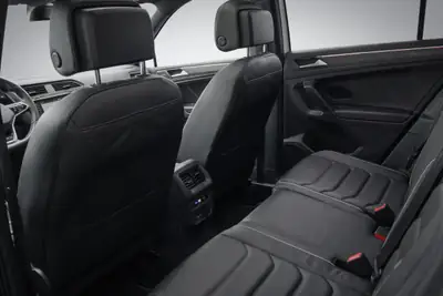 VW Tiguan 2.0 TDI R-Line 4Motion — SUV robuste, 4x4 intelligent et consommation maîtrisée — Miniature 10