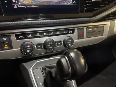 VW T6.1 Multivan Liberty — 7 places, 4Motion, Standheizung complète — Miniatura 15