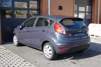 Ford Fiesta 1.0 SCTi Trend PowerShift — Citadine fiable, boîte auto, consommation économique — Miniature 9