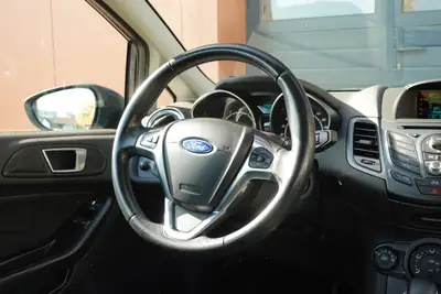 Ford Fiesta 1.0 SCTi Trend PowerShift — Citadine fiable, boîte auto, consommation économique — Miniature 11