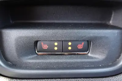 Ford Fiesta 1.0 SCTi Trend PowerShift — Citadine fiable, boîte auto, consommation économique — Miniature 18