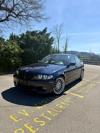 BMW 325i E46 M-Paket — Berline sportive emblématique, 255'000 km — vue extérieure