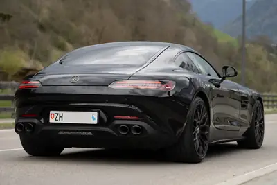 Mercedes-AMG GT Night Edition — Coupé sportif 530 ch, garantie Junge Sterne incluse — Detail