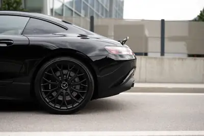 Mercedes-AMG GT Night Edition — Coupé sportif 530 ch, garantie Junge Sterne incluse — Miniatur 9