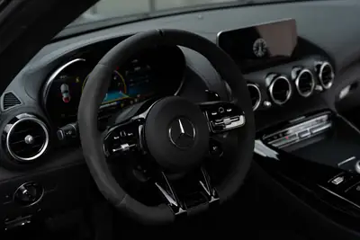 Mercedes-AMG GT Night Edition — Coupé sportif 530 ch, garantie Junge Sterne incluse — Miniatur 11