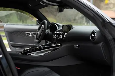 Mercedes-AMG GT Night Edition — Coupé sportif 530 ch, garantie Junge Sterne incluse — Miniatur 16