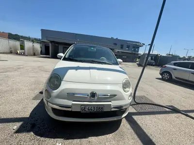 Fiat 500 1.2 Pop Dualogic auto — L'icône urbaine économique et facile à conduire — Seitenansicht