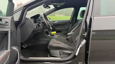 VW Golf 2.0 TSI GTI Performance DSG — Sportive affûtée, 245 ch et seulement 64 500 km — Miniature 17