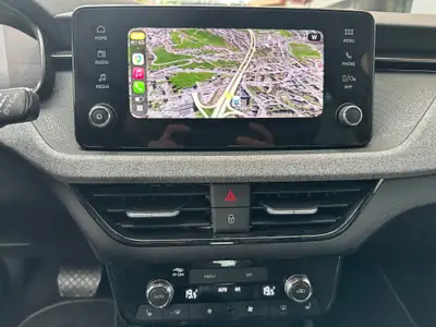 Skoda Kamiq 1.5 TSI Edition Plus DSG — Petit SUV dynamique, 15'000 km seulement — Thumbnail 10