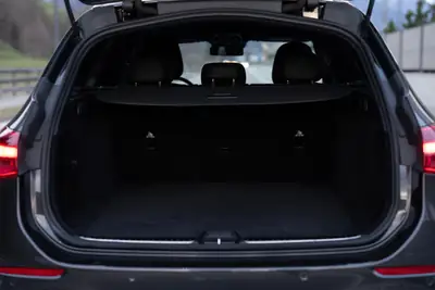 Mercedes-Benz C 220 d T AMG Line — Break diesel hybride, entretien MB récent — Miniatura 8