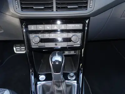 VW T-Cross 1.5 TSI EVO — SUV urbain dynamique, 90'000 km, état impeccable — Thumbnail 12