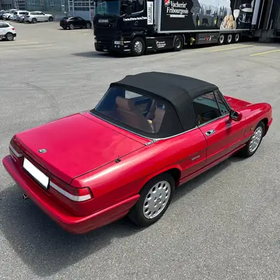Alfa Romeo Spider 2.0 — Cabriolet légendaire 1990, expertisé et sans accident — arrière