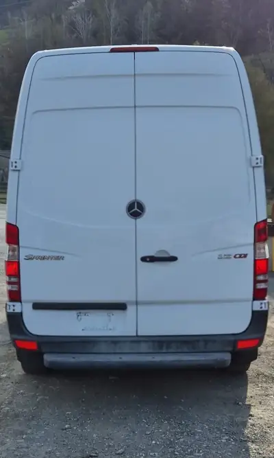 Mercedes-Benz Sprinter 316 CDI — Utilitaire fiable, 183 000 km, sans sinistre — tableau de bord