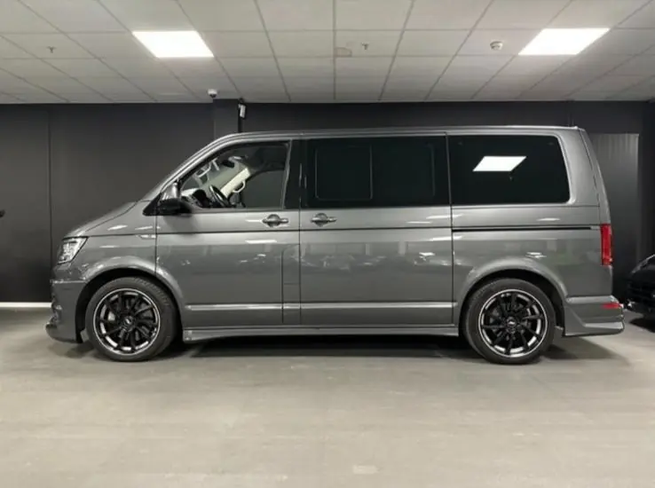 VW T6 Multivan 2.0 Bi-TDI Highline 4Motion — Monospace 7 places, toutes routes, état impeccable